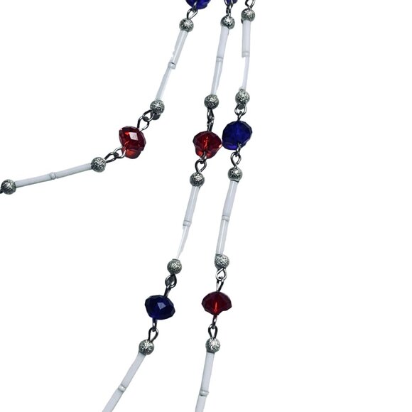 Single Strand Silver Tone, Red, White & Blue Beaded Necklace (5480) - Picture 4 of 8
